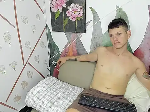 Snapshot of Zara_cum69 chatting on 06-11-26, 12:32 Zara cum69 online show from 06-11-26, 12:32