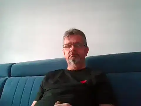 Snapshot of axecoman60 chatting on 02-10-25, 07:04 axecoman60 online show from 02-10-25, 07:04