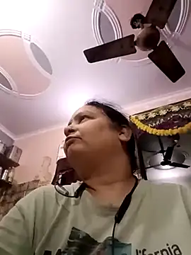 Kavya kapoor online show from 10-30-25, 05:02