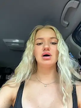 Snapshot of Devill_Angel_ chatting on 06-28-26, 10:10 Devill Angel online show from 06-28-26, 10:10