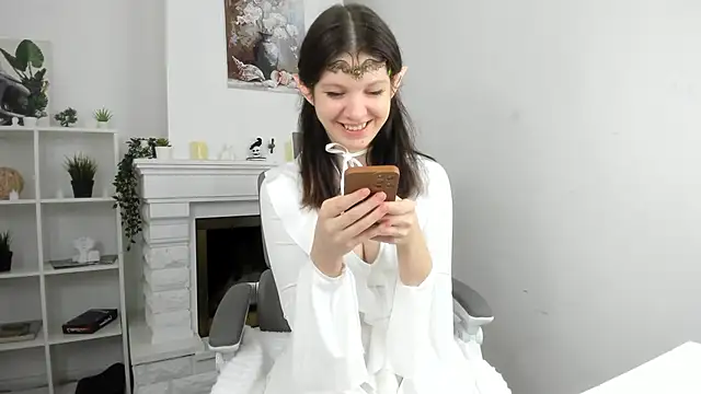 Baby Evalena online show from 11-05-25, 05:29