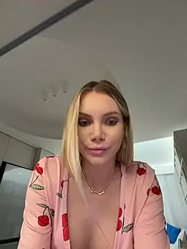 Yvonna One online show from 04-19-26, 02:05