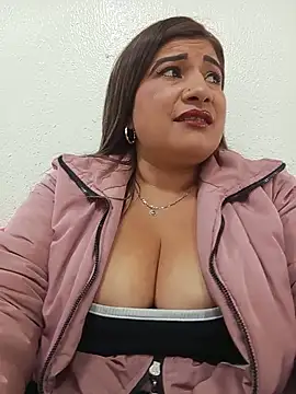 Hannahcandyy online show from 05-26-26, 10:17