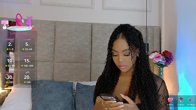 Lola King online show from 04-02-26, 04:10