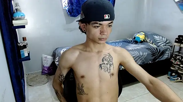 Lovebeng  online show from 01-31-25, 01:02