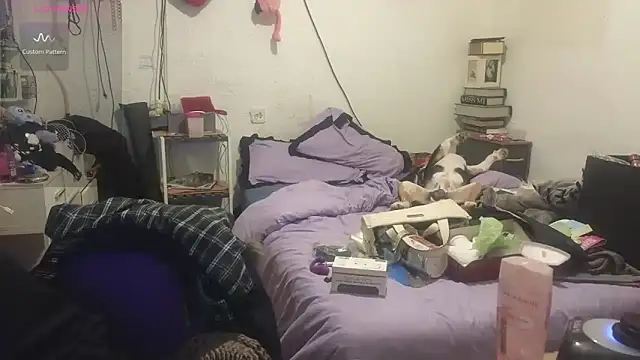 Snapshot of kattleya1407 chatting on 10-04-25, 02:53 kattleya1407 online show from 10-04-25, 02:53