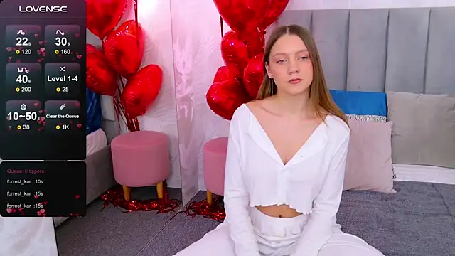 Snapshot of AliceBrayan chatting on 02-18-25, 08:27 AliceBrayan online show from 02-18-25, 08:27