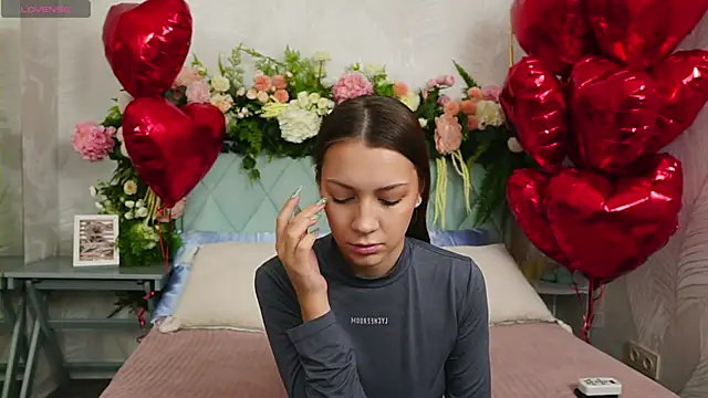 Snapshot of AliceBrayan chatting on 02-15-26, 05:09 AliceBrayan online show from 02-15-26, 05:09