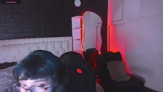 Ghosty Doll online show from 02-24-25, 08:03