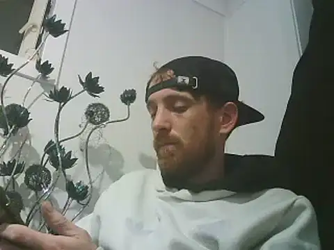 Snapshot of PocoLoco420 chatting on 05-06-26, 10:15 PocoLoco420 online show from 05-06-26, 10:15