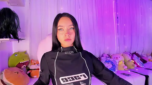 Snapshot of sophie_ws chatting on 01-08-25, 10:48 sophie ws online show from 01-08-25, 10:48