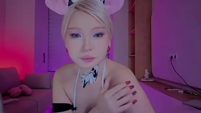 RileyMee online show from 11-01-25, 03:08