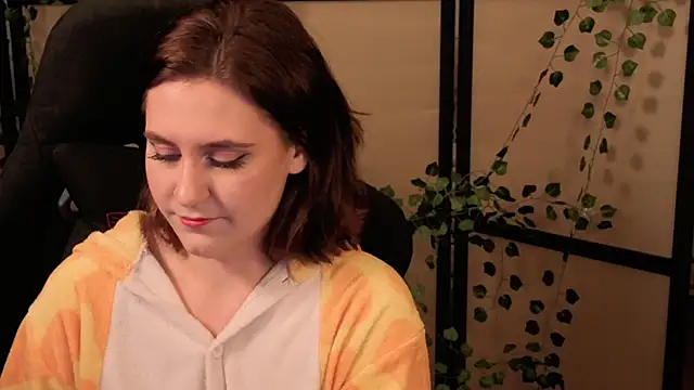 Diana Flower online show from 02-13-26, 11:39