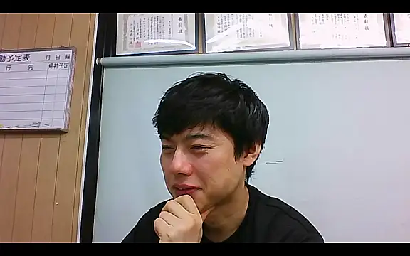whitebriefboy online show from 10-01-25, 12:22