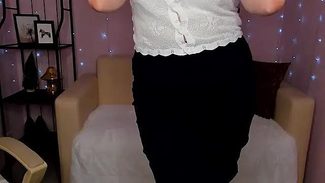 Helens love online show from 01-14-25, 05:30