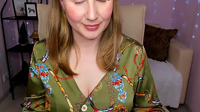 Helens love online show from 01-17-25, 05:32