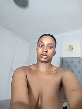 Candy Love 18 online show from 02-13-25, 03:35