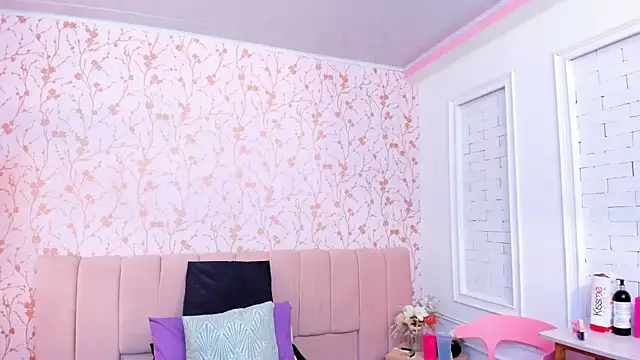 amber-hill online show from 03-19-26, 01:59