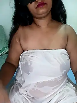 Snapshot of Reesha_99 chatting on 03-01-26, 09:55 Reesha 99 online show from 03-01-26, 09:55