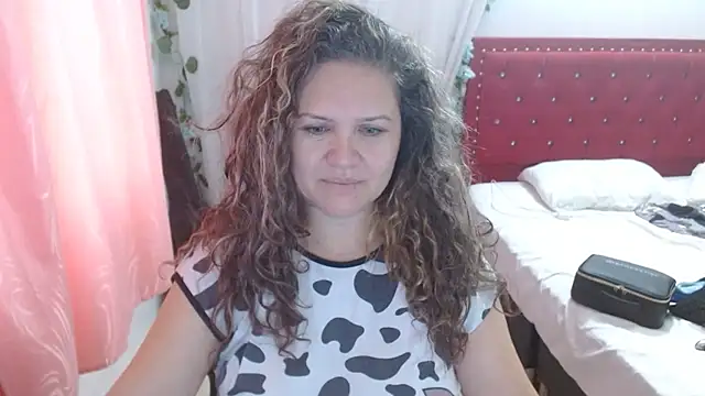 helenca43 online show from 11-11-25, 11:10