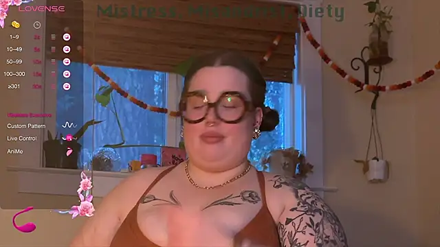 MissBika online show from 12-26-24, 12:25