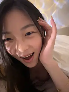 Sweet-Angel999 online show from 12-23-24, 09:29