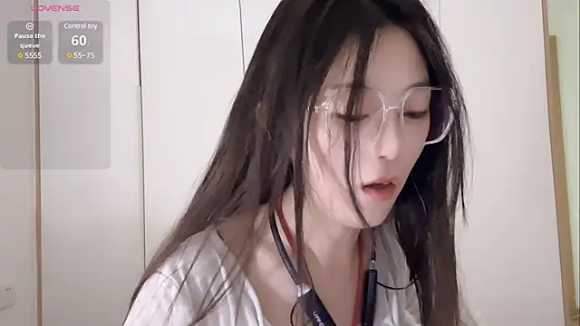 Sweet-Angel999 online show from 03-03-25, 06:55