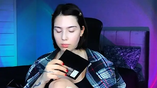 Stacy Gonzales  online show from 03-18-26, 12:41