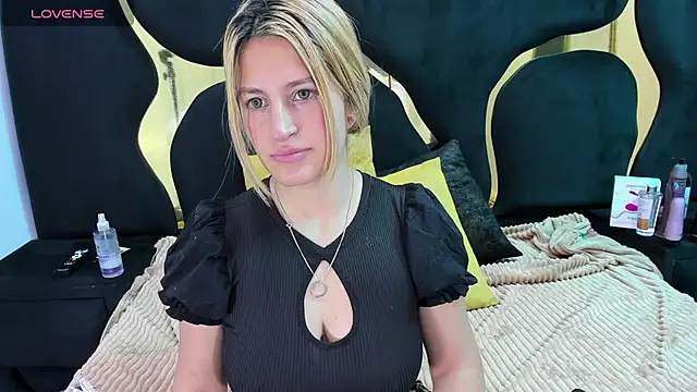 GiaRoussel online show from 02-25-26, 05:00