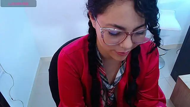 Snapshot of Mailywindsor chatting on 01-23-25, 02:50 Mailywindsor online show from 01-23-25, 02:50