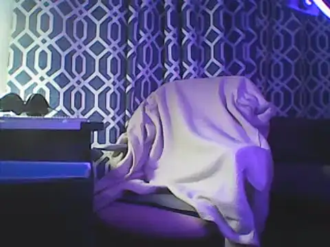 Snapshot of YourFaceMyThrone27 chatting on 12-19-24, 08:55 YourFaceMyThrone27 online show from 12-19-24, 08:55