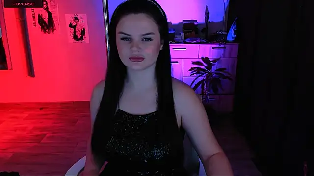 Snapshot of Lora_Cain chatting on 07-21-26, 02:41 Lora Cain online show from 07-21-26, 02:41