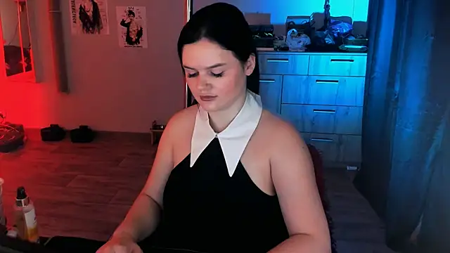 Snapshot of Lora_Cain chatting on 07-31-26, 01:54 Lora Cain online show from 07-31-26, 01:54