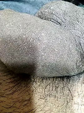 Snapshot of horneylover2024 chatting on 03-21-25, 03:35 horneylover2024 online show from 03-21-25, 03:35