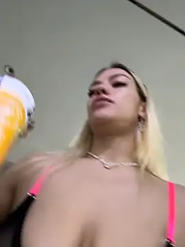 -Sexy Barbie- online show from 11-24-25, 05:40