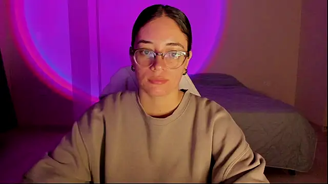 atenas 05  online show from 10-23-25, 07:51