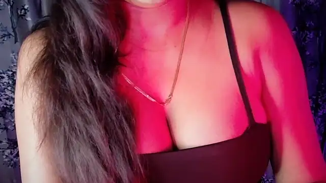 SexyAndHottie online show from 04-30-26, 05:52