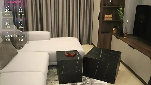 IrisNoire online show from 01-10-25, 08:15