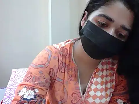 Snapshot of A-pusparani chatting on 04-25-26, 06:16 A-pusparani online show from 04-25-26, 06:16