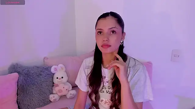 Brisa blue online show from 05-26-26, 06:37