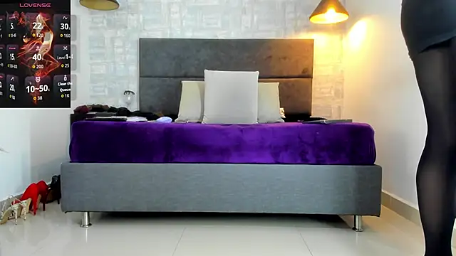 missnatash online show from 03-31-26, 03:23