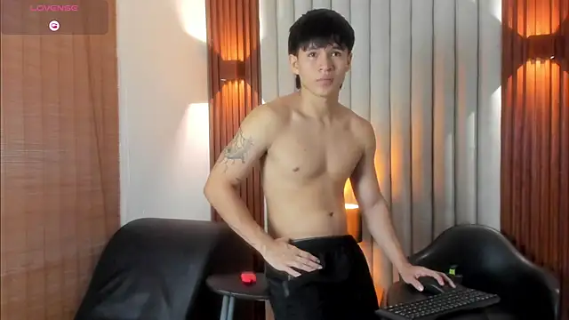 Snapshot of Ryo_kush chatting on 10-06-25, 03:37 Ryo kush online show from 10-06-25, 03:37