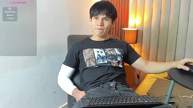 Ryo kush online show from 12-21-25, 03:35