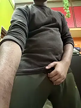 Snapshot of RohanBig chatting on 12-11-24, 08:28 RohanBig online show from 12-11-24, 08:28