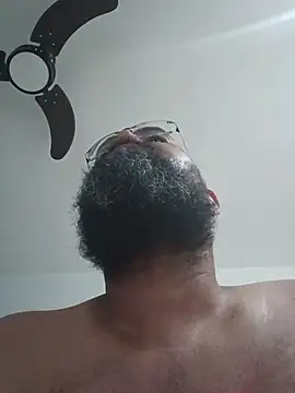 Snapshot of urso266 chatting on 02-19-26, 02:18 urso266 online show from 02-19-26, 02:18