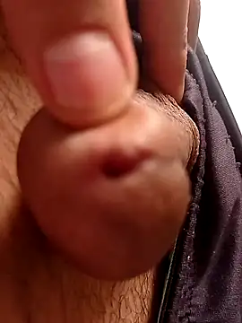 Snapshot of thelion2530 chatting on 01-09-25, 08:22 thelion2530 online show from 01-09-25, 08:22