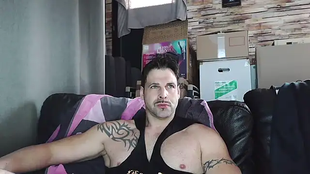 Snapshot of XxBigboybandxX chatting on 02-20-26, 03:45 XxBigboybandxX online show from 02-20-26, 03:45