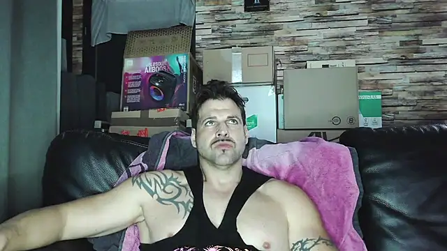 Snapshot of XxBigboybandxX chatting on 02-27-26, 05:24 XxBigboybandxX online show from 02-27-26, 05:24