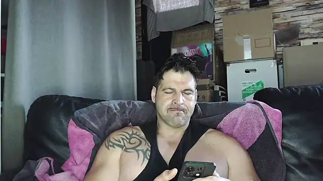 XxBigboybandxX online show from 03-22-26, 07:23