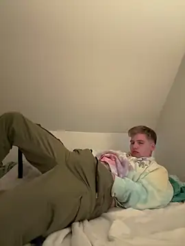 Snapshot of CDLukeLucy420 chatting on 09-29-25, 09:08 CDLukeLucy420 online show from 09-29-25, 09:08